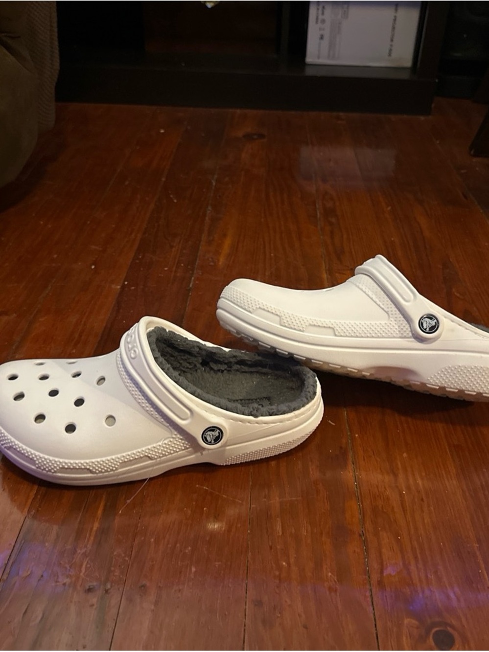 CROCS Kids Classic Lined Clog - White with Gray Lining - Picture 3 of 5